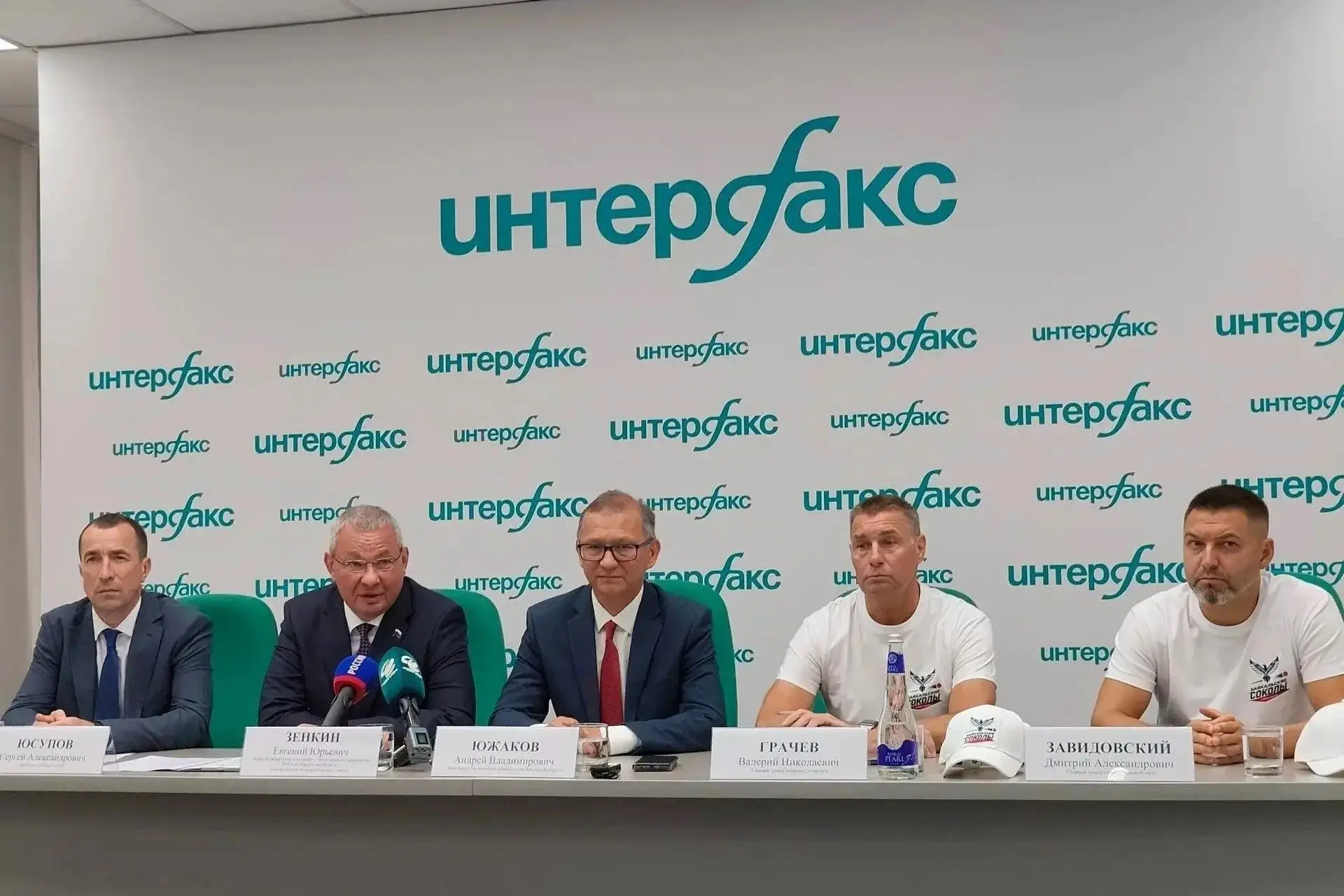 хоккей с мячом Байкал-Энергия матч