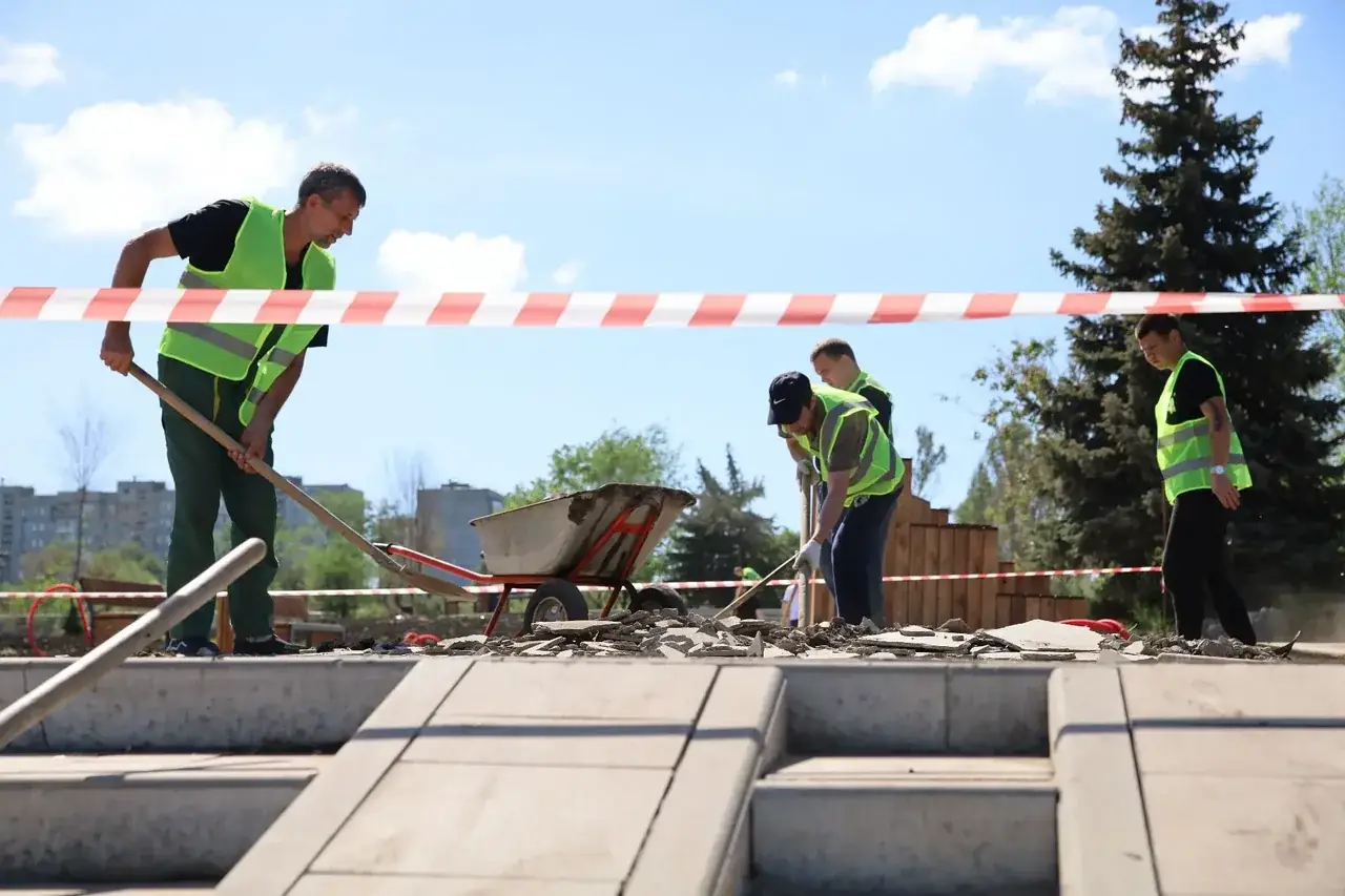 восстановление Луганска строительство инфраструктура