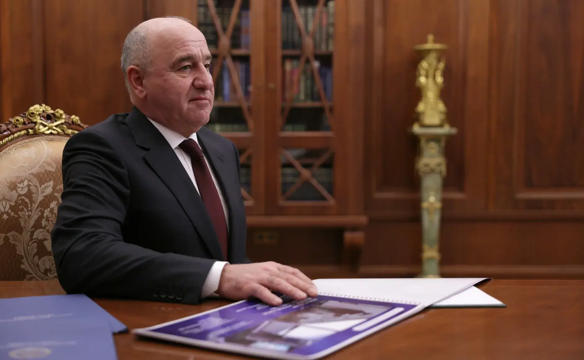 Миллион за восьмого ребенка как КЧР поддерживает многодетные семьи
