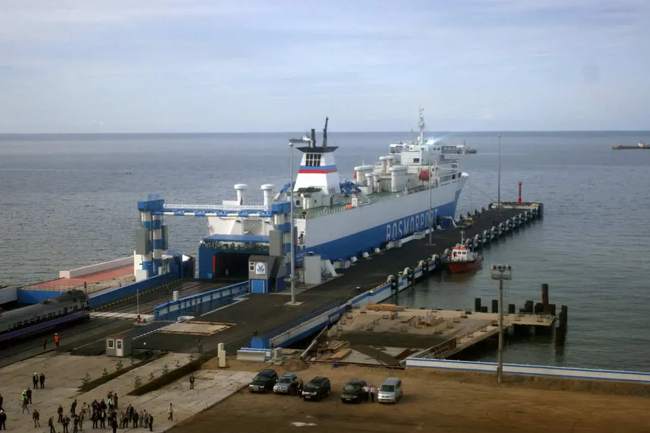 Шторм оставил без света 35 поселков Калининграда, но на Балтийской косе нашли уникальный танк Рысь