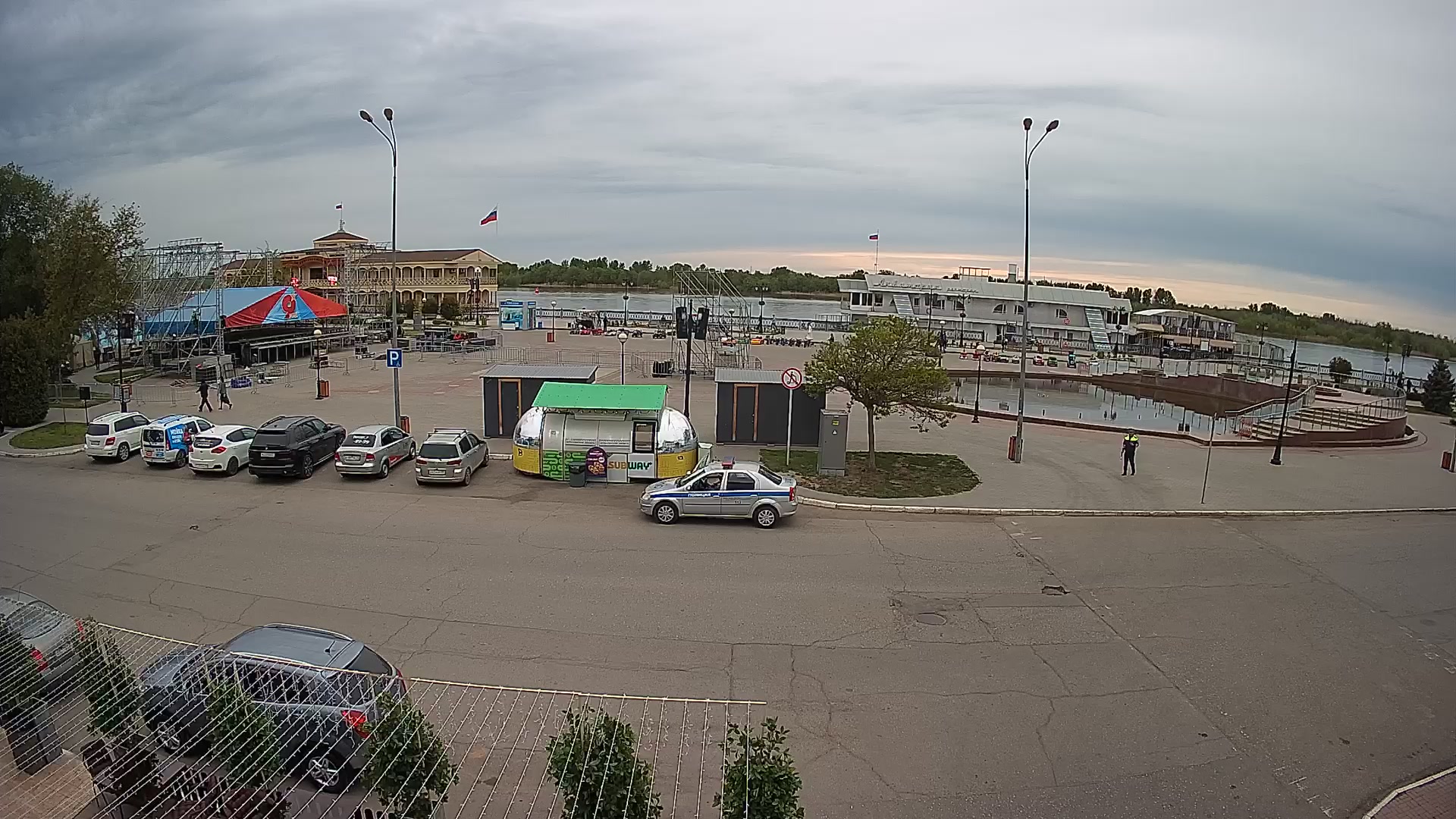 Петровский фонтан на Центральной набережной