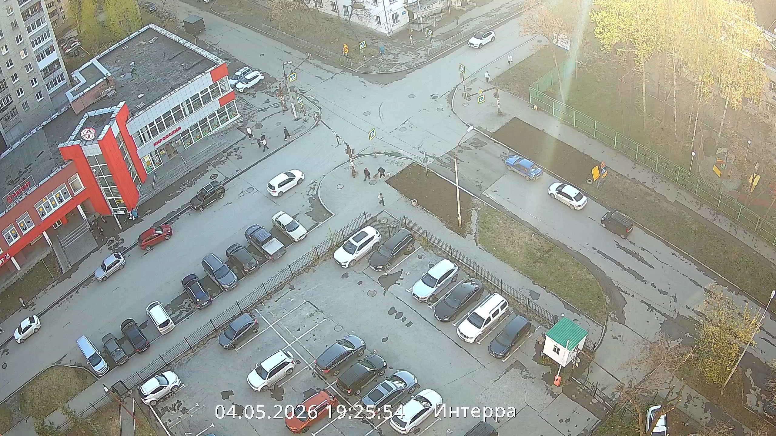 Ул. Стахановская, ул. Уральских рабочих